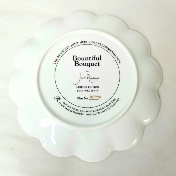 Judith Winslow Rose Beige Decorative Plate  "Bountiful Bouquet" . Franklin Mint - Picture 3 of 3